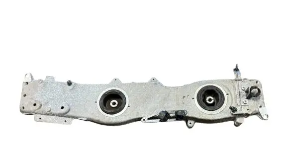 Volkswagen Golf VII Engine mounting bracket 5QE199207D