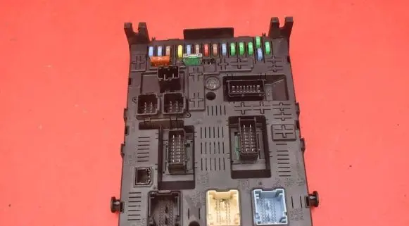 Citroen C5 Fuse box set 9664059080