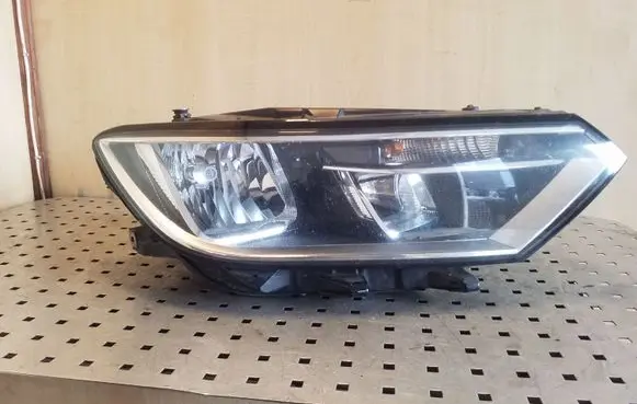 Volkswagen PASSAT B8 Headlight/headlamp 3G2941006B 90049914