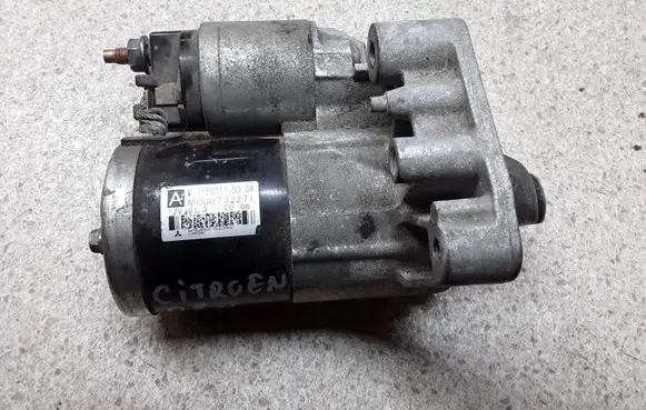 Peugeot 308 Starter motor 7550017
