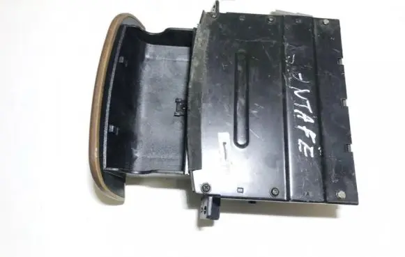 Car ashtray