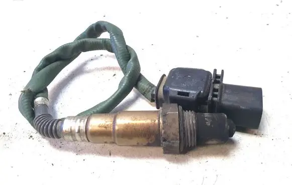 Mercedes-Benz C W204 Lambda probe sensor 0035427018