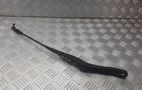Opel Astra H Front wiper blade arm 13111219