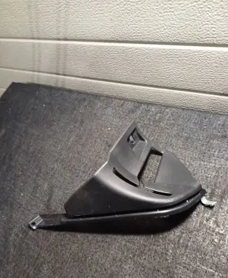 Porsche Macan (95B) Seat belt trim 7256114 11252010 05106107108