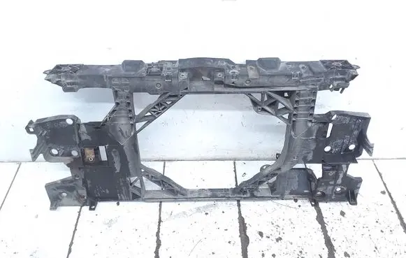 Renault Megane III Radiator support slam panel 752100004RF