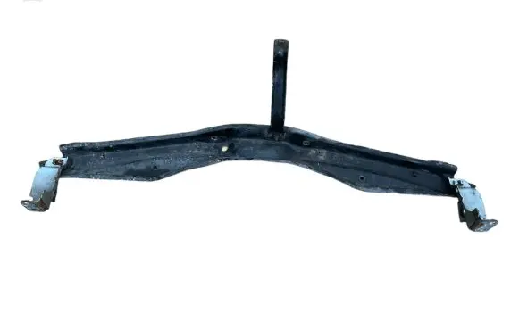 Opel Zafira C Radiator support slam panel