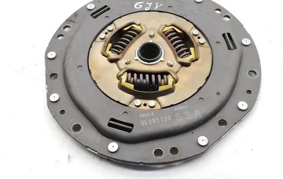 Toyota Yaris Clutch pressure plate 