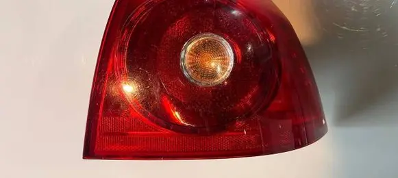 Volkswagen Golf V Rear/tail lights 1K6945096Q 89031823