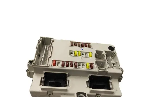 Fiat 500L BSM Control unit 51965992 116RAI000030 Y503441030111
