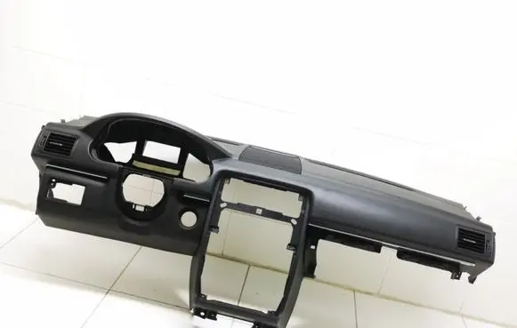 Mercedes-Benz B W245 Dashboard 1005950JC A1696800887 JC1005931