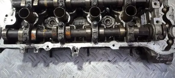 Nissan Sunny Camshaft 