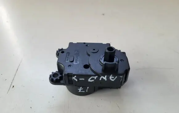 Opel Crossland X A/C air flow flap actuator/motor 280817GA
