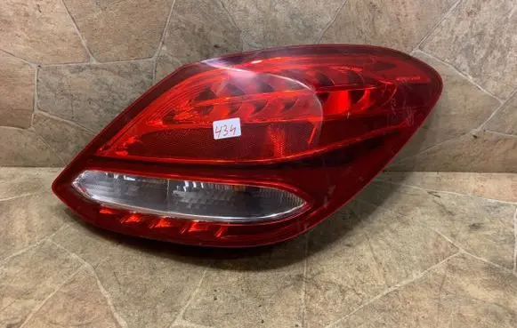 Mercedes-Benz C W205 Rear/tail lights A2059061257