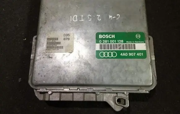 Audi A6 S6 C4 4A Engine control unit/module 0281001128 4a0907401