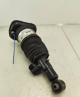 BMW X7 G07 Shock absorber/damper/air suspension 7831561