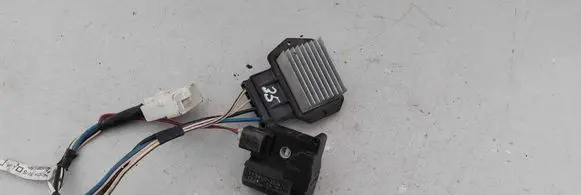 Toyota Corolla Verso E121 Air flap motor/actuator 1138002051 5H07