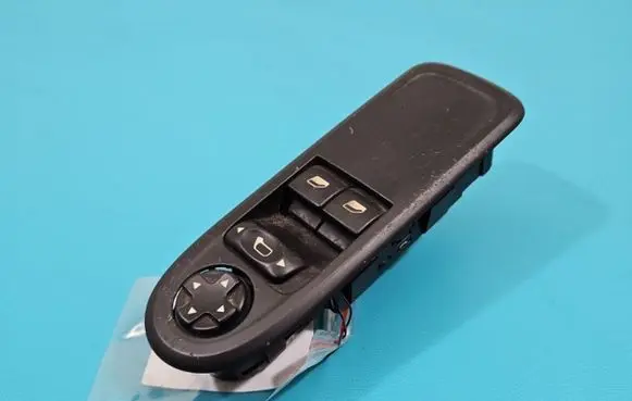 Peugeot 308 Electric window control switch 96565186XT IMPRK1428107