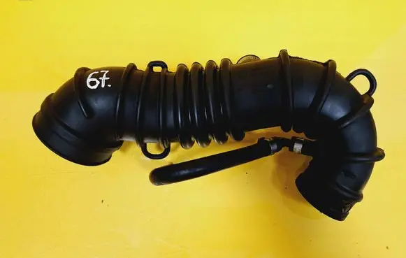 Audi A4 S4 B6 8E 8H Turbo air intake inlet pipe/hose 06B133356N
