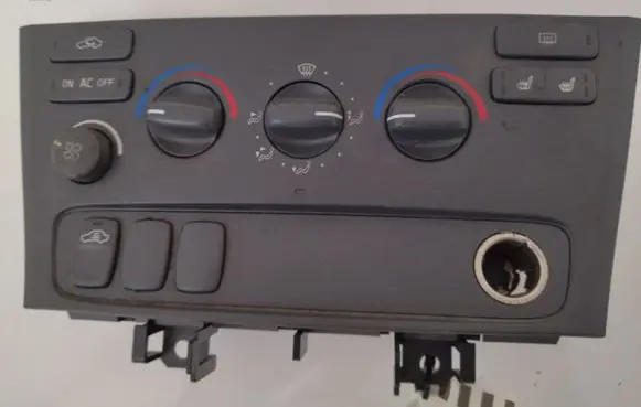 Volvo V70 Climate control unit 9452367