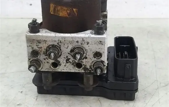 Mazda 323 ABS Pump MD5-2WD-1I19G-2
