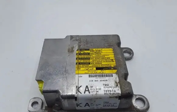 Toyota Avensis T270 Airbag control unit/module 219122103 8917005250