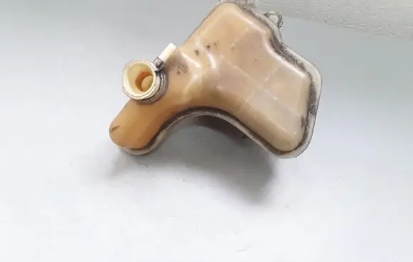 Mitsubishi Outlander Coolant expansion tank/reservoir 071114