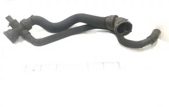Audi A4 S4 B7 8E 8H Engine coolant pipe/hose 8E0121049