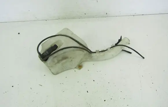 Ford Fiesta Windshield washer fluid reservoir/tank 