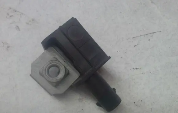 BMW X3 F25 Airbag deployment crash/impact sensor 9224177