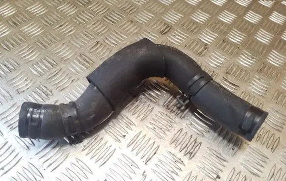 KIA Sportage Engine coolant pipe/hose