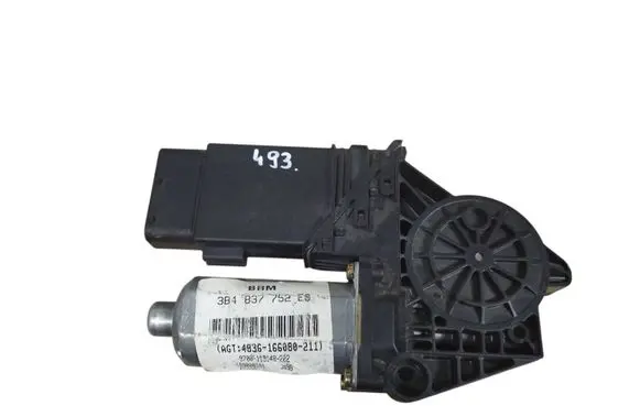 Volkswagen PASSAT B5 Front door window regulator motor 3B4837752EG