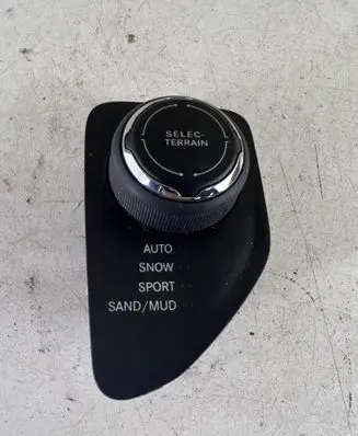 Jeep Cherokee Suspension ride height/mode switch P68141876AE P68141876A 041581A