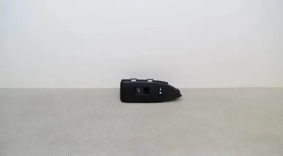Toyota Prius (XW30) Electric window control switch 7423147120 192801