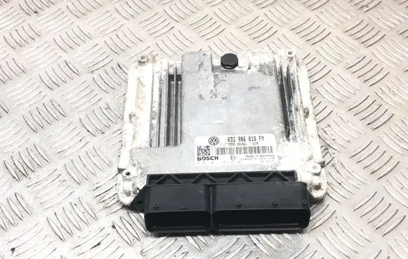 Volkswagen Golf V Engine control unit/module 03G906016FM 1039S06218 18501128