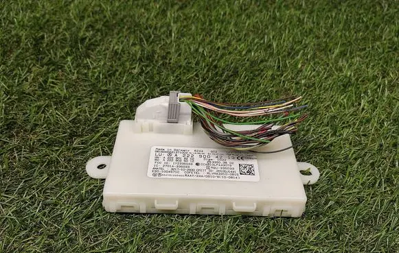 Mercedes-Benz C W205 Keyless (KESSY) go control unit/module A2229004213 A2229018202 A2229025012