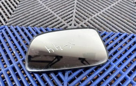 Toyota Prius (XW20) Wing mirror glass 7672672