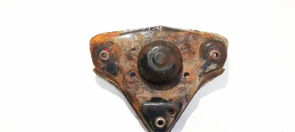 Volkswagen PASSAT B5 Coil spring mount 
