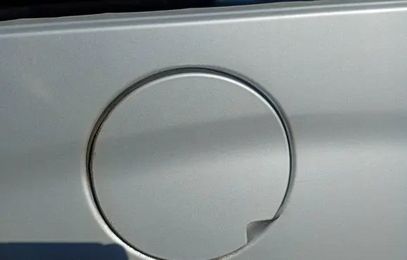 Opel Combo D Fuel tank cap