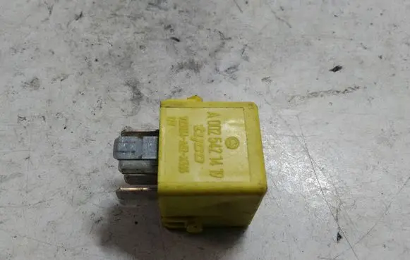 Mercedes-Benz E W210 Other relay A0025421419
