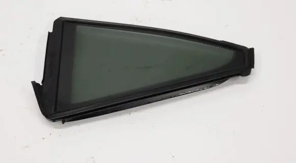 Mazda 6 Sliding door window/glass GHP973651