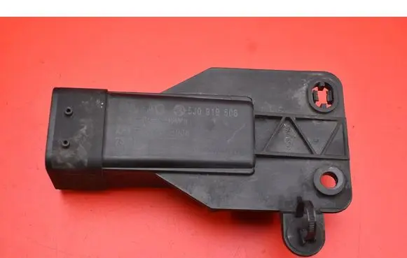 Skoda Rapid (NH) Relay mounting block 5J0919506