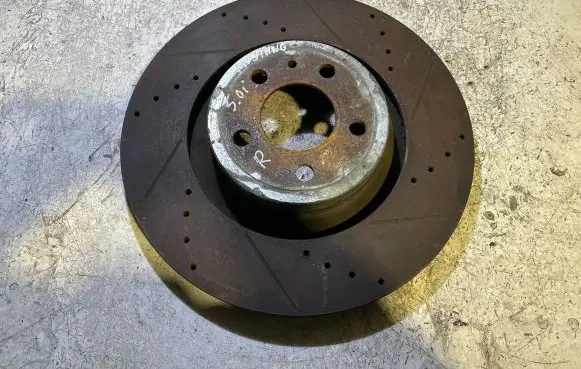 Ford Mustang VI Front brake disc