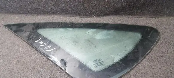 Ford Focus Rear side window