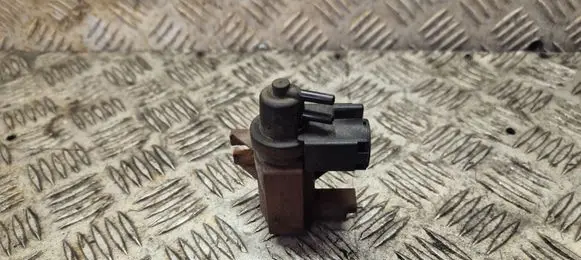 Volvo V50 Turbo solenoid valve 6G9Q9E882CA