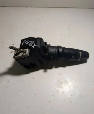 Nissan X-Trail T30 Indicator stalk 25260 3609