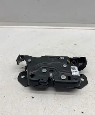 BMW X1 U11 Tailgate/trunk/boot lock/catch/latch 16367210 E70175105 UK5A9C0D101