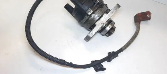 Mazda 323 F Spark distributor T2T52471