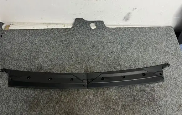 Iveco Daily 6th gen Trim molding 5801951075 3790