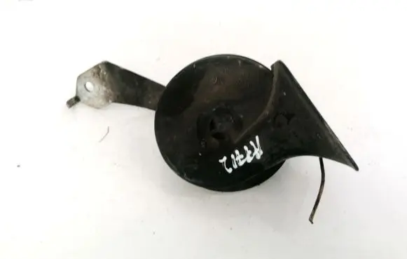 Mazda 3 I Horn signal E20092018