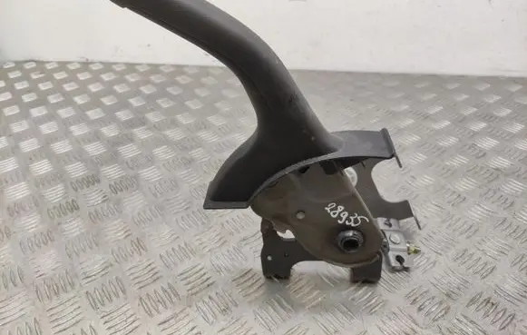 Hyundai i30 Handbrake/parking brake lever assembly